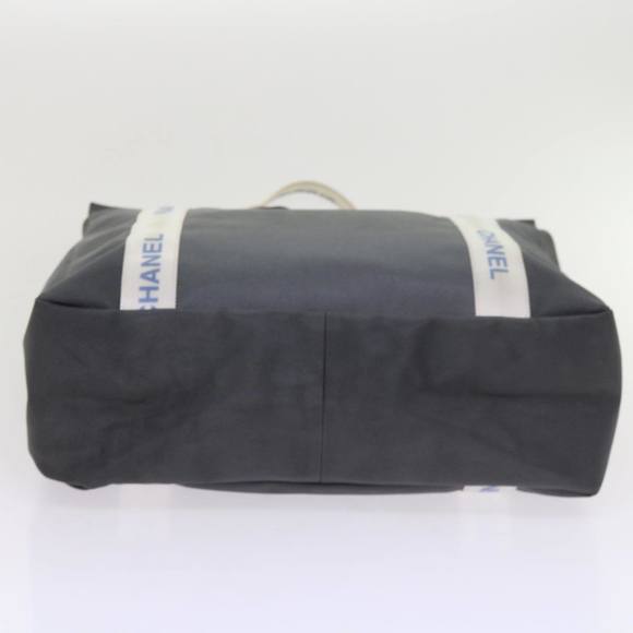 CHANEL Tote Bag Nylon Gray CC Auth yk9320 - Picture 6 of 16